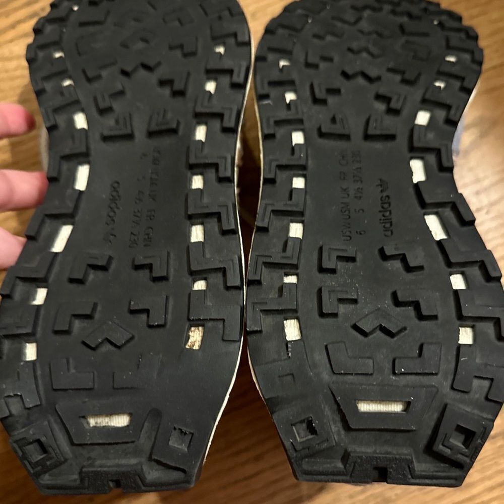 adidas Retropy E5 Violet 6W Women’s Sneaker - Picture 8 of 10